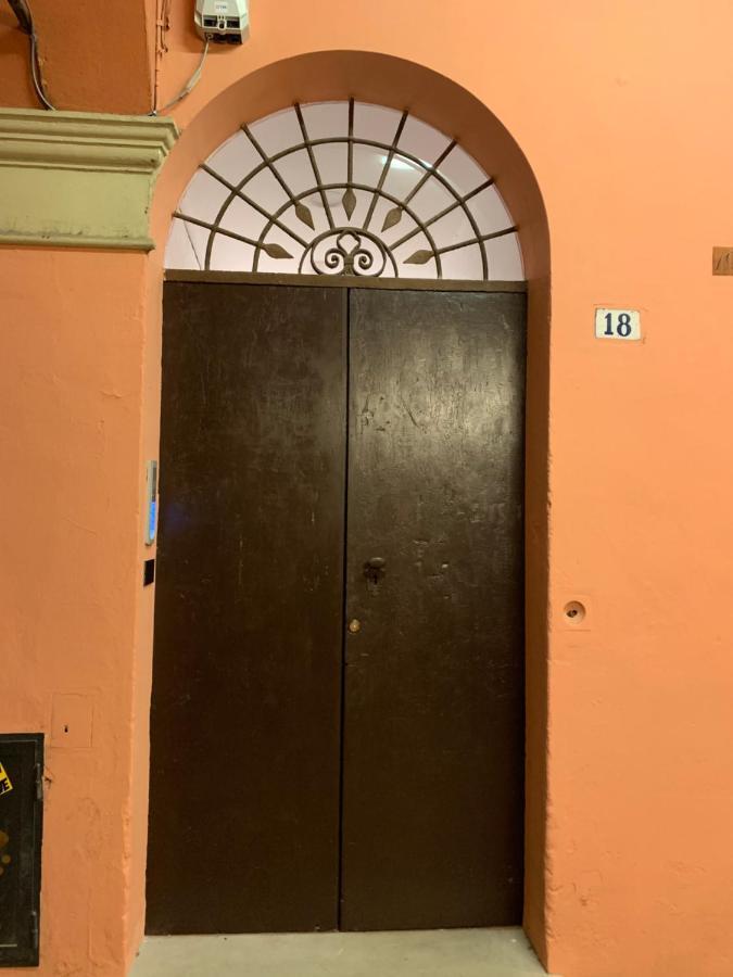 Apartmán L'8Boutique Via Piella Boloňa Exteriér fotografie